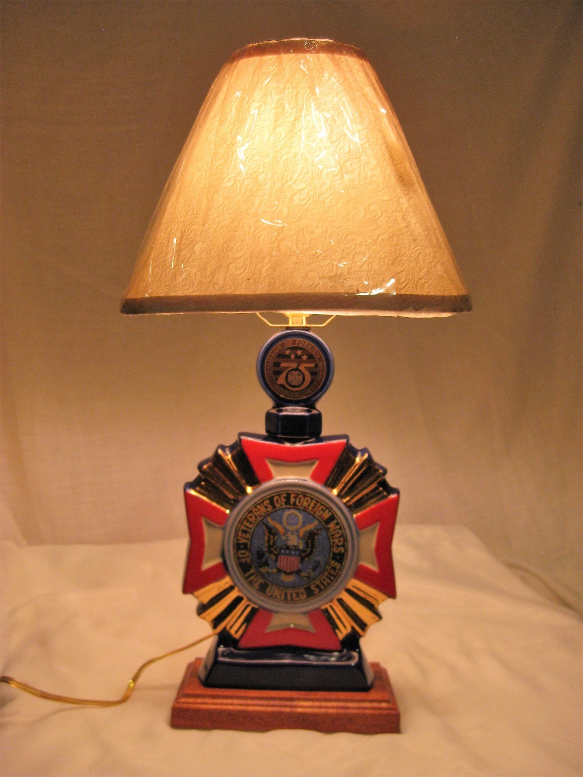 Lamp made from a VFW 75th Anniversary Decanter Без бренда