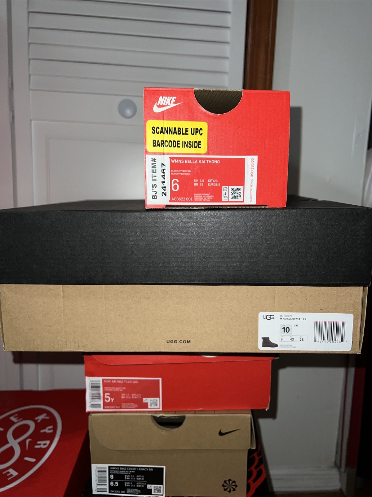Empty NO SHOES x 30 NIKE JORDAN + CHAMPION UGG NORTH FACE 45 📦  🟰 LOT NIKE JORDAN CHAMPION UGG THE NORTH FACE Air Jordan 15 - фотография #5