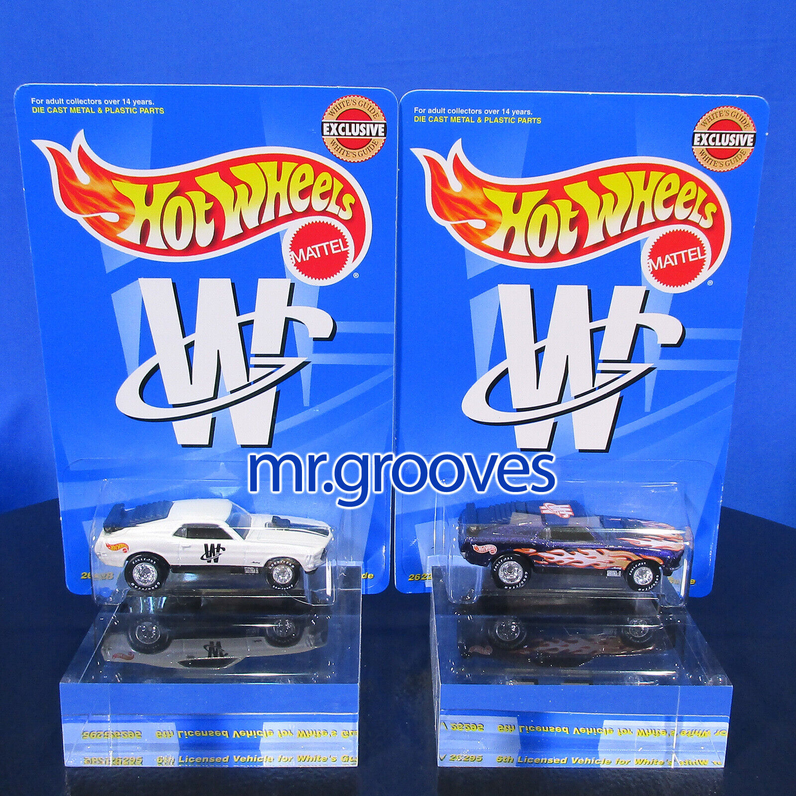 PAIR Ford Mustang Mach 1 White's Guide Hot Wheels Limited Edition from 1999 Hot Wheels Mustang Mach 1