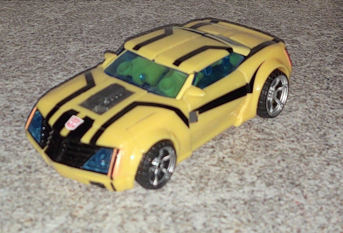 Transformers Prime BUMBLEBEE -no weapon- Deluxe First Edition  Без бренда 99401US01 - фотография #2
