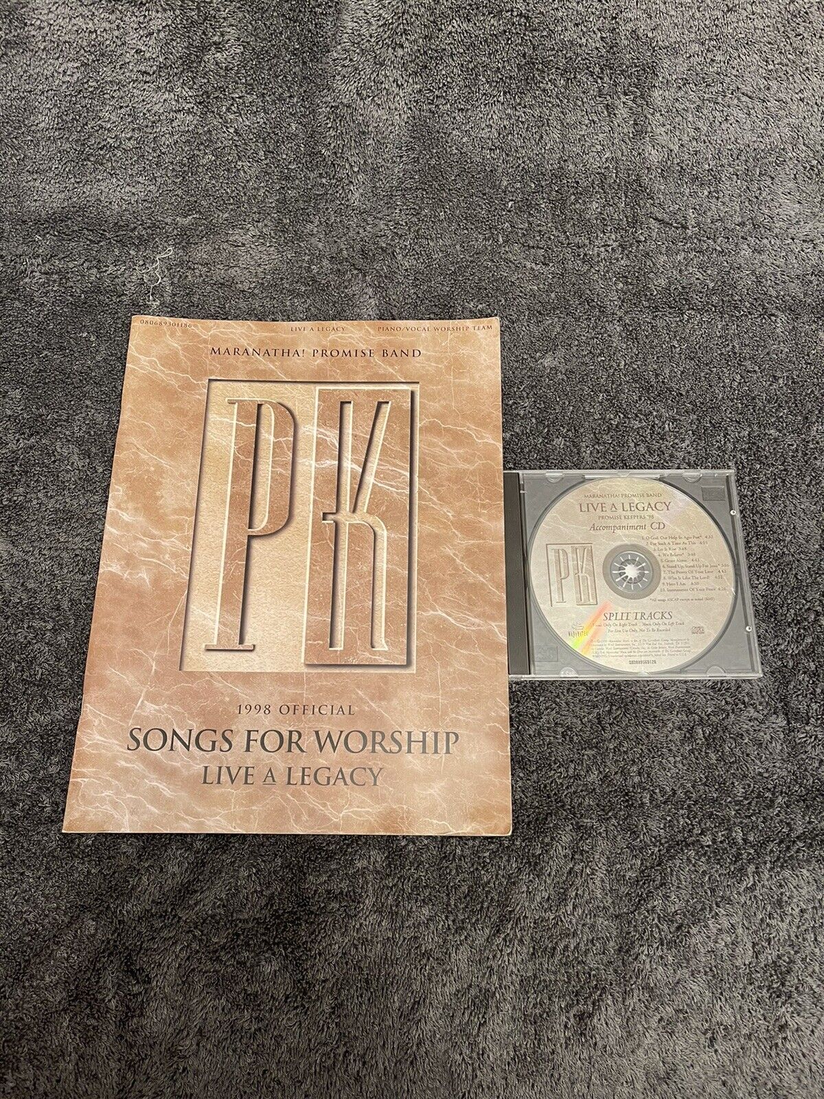 Promise Keepers Live a Legacy Accompaniment CD & Songbook ©1998 OOP HTF Rare Без бренда