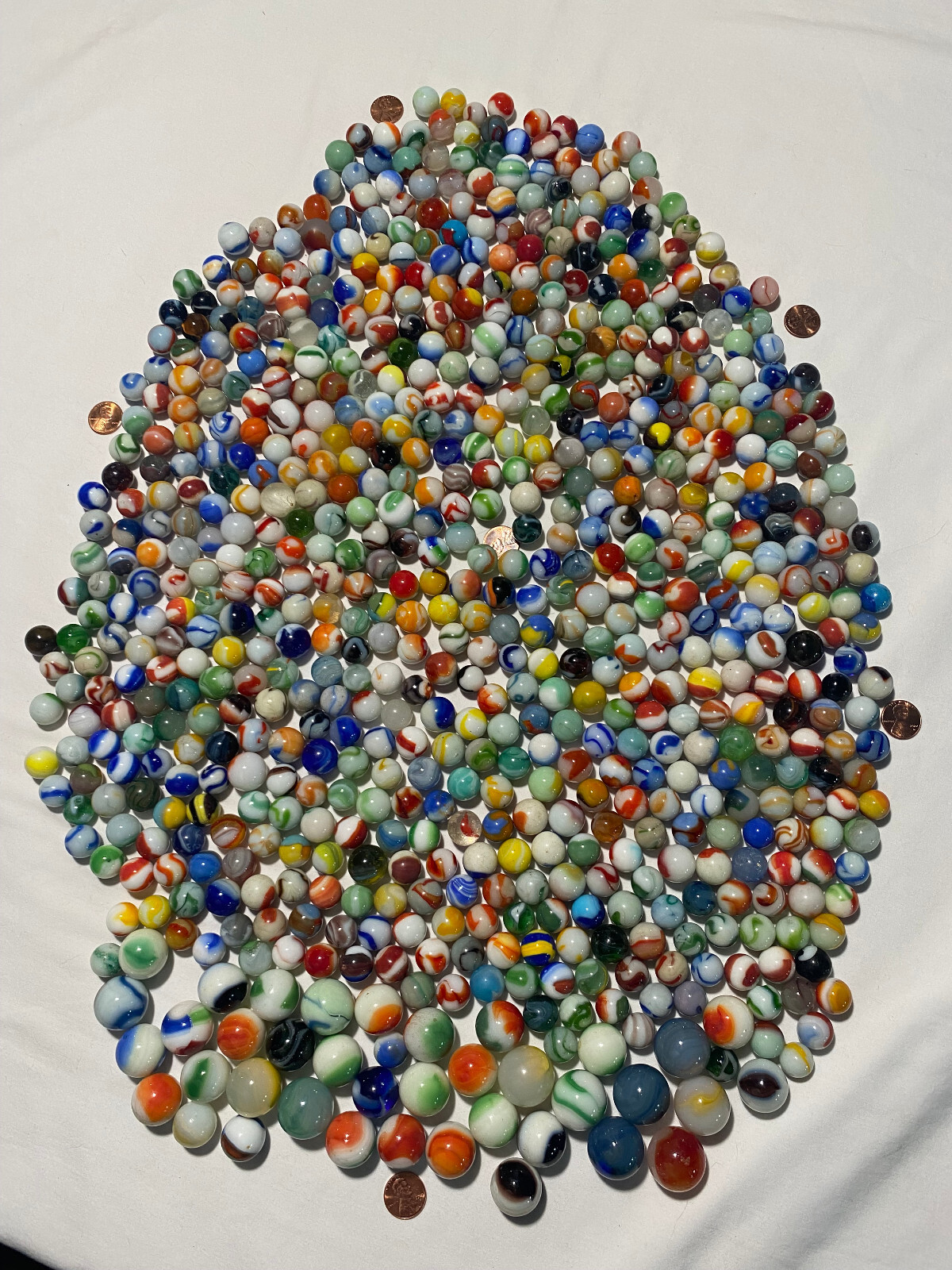 lot of 702 vintage Christensen Peltier Akro Agate marbles ? .57" to 1" G to M Без бренда - фотография #6