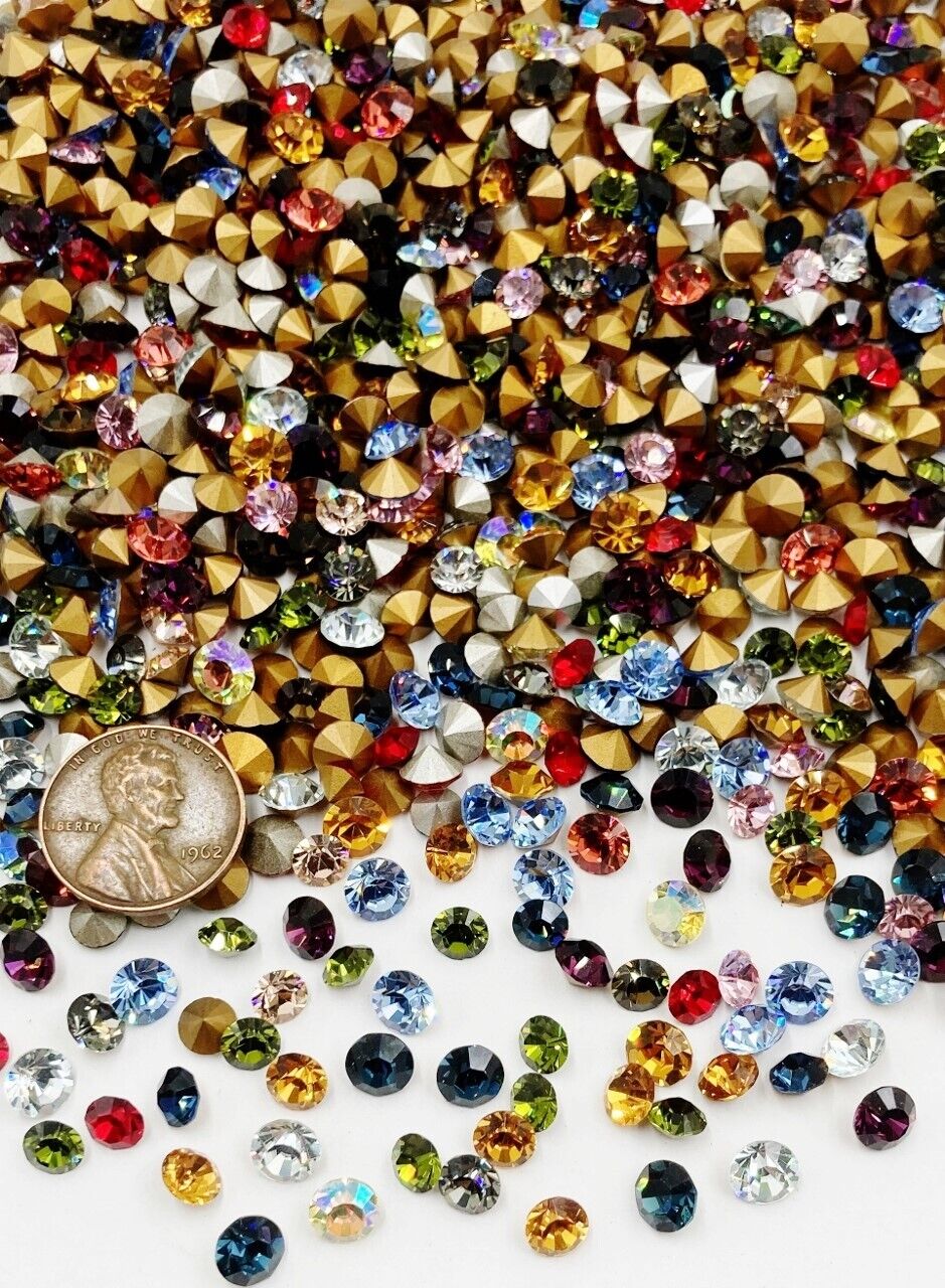 50 Vintage Swarovski Crystal 5mm. To 6mm. Rhinestones - Jewelry Repair J55 Swarovski - фотография #4