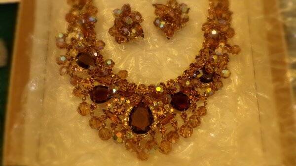 Juliana Jewelry lot(40)Cleopatra (Book pc!)Pristine!invested $2400.00 Look! Juliana - фотография #2