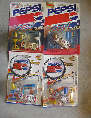 Lot of 4 Golden Wheel Pepsi Team Diecast Race Car Sets  NIP Без бренда