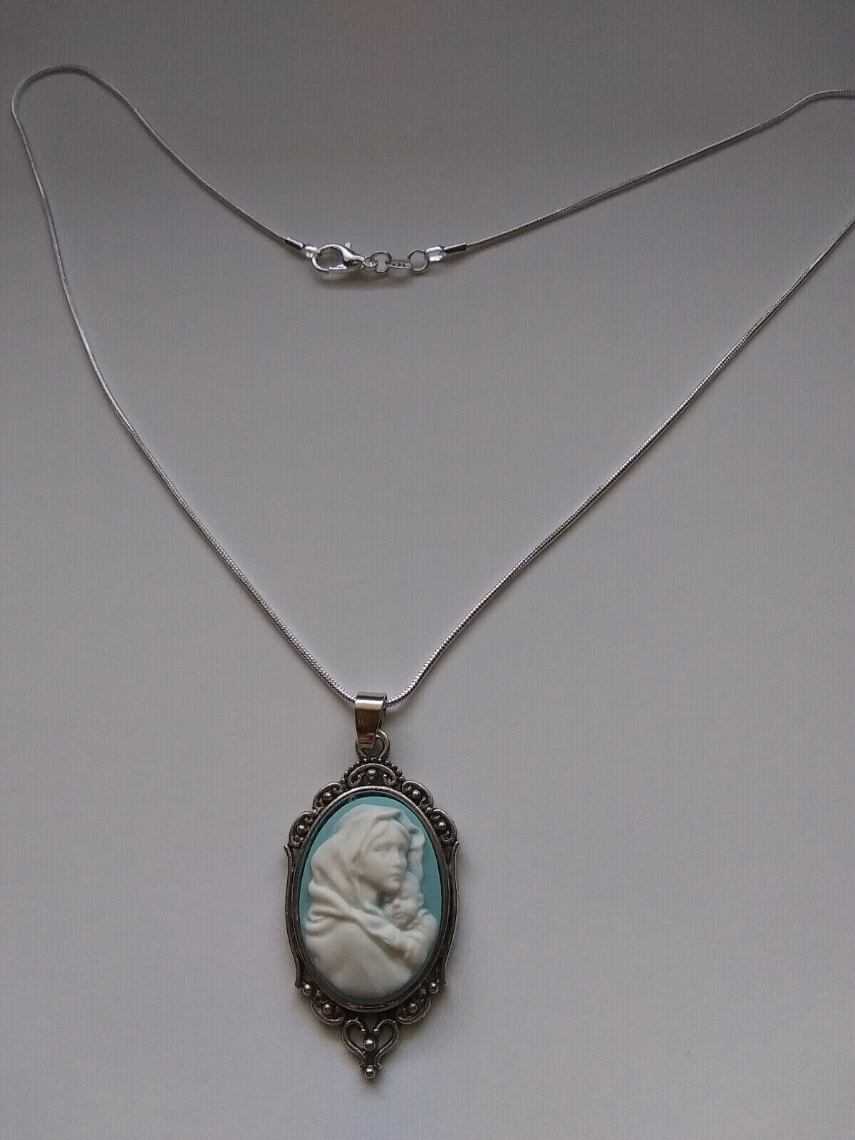 Mary Madonna & Child Pendant Wedgewood Blue Cameo necklace 925 sterling silver Handmade - фотография #3
