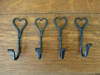4 PRIMITIVE PRETTY 5" HAND FORGED HEART SHAPED TWIST RUSTIC IRON WALL HOOKS coat Unbranded Does Not Apply