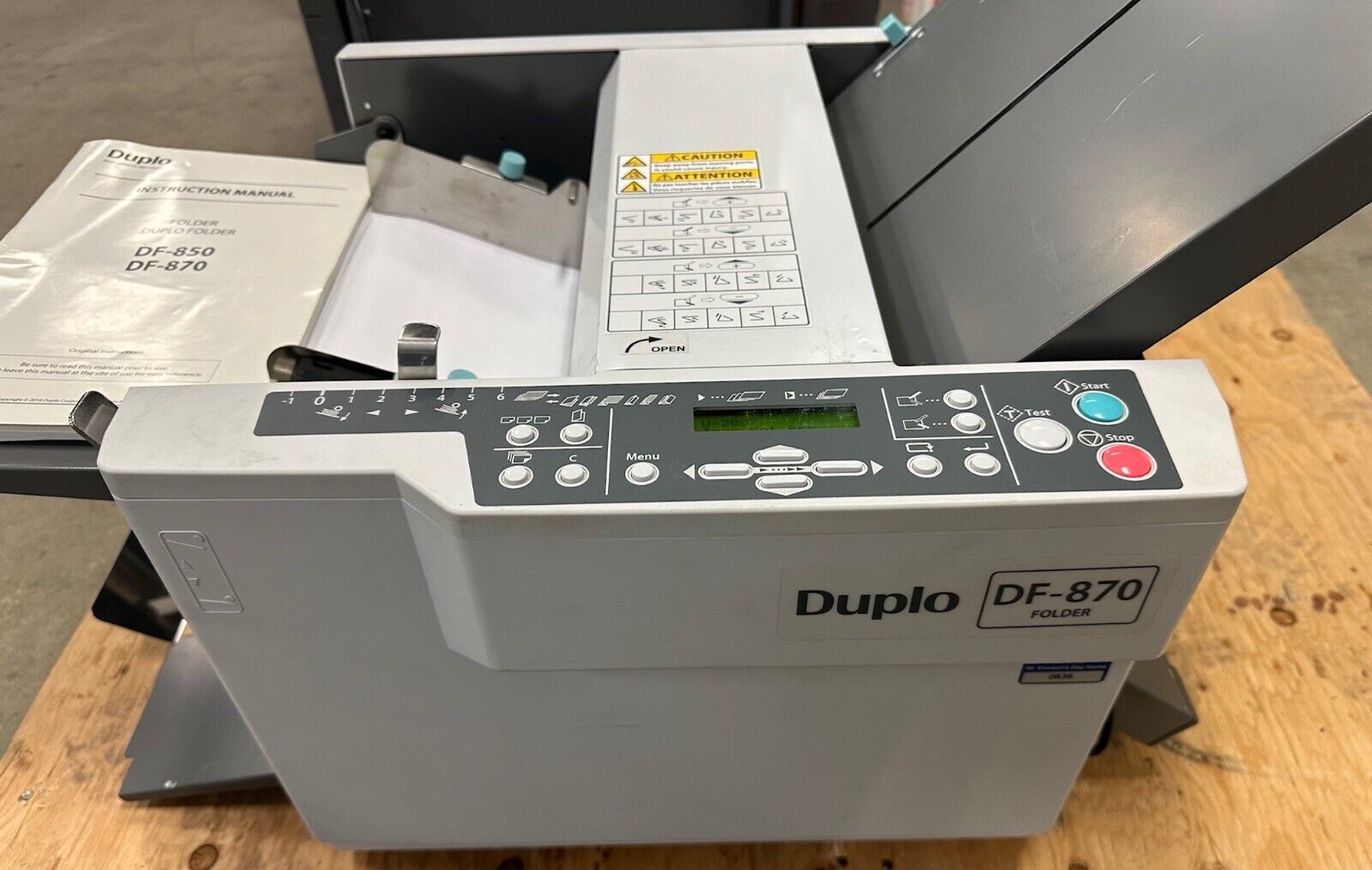 Duplo DF-870 Automatic Paper Folder Duplo DF850