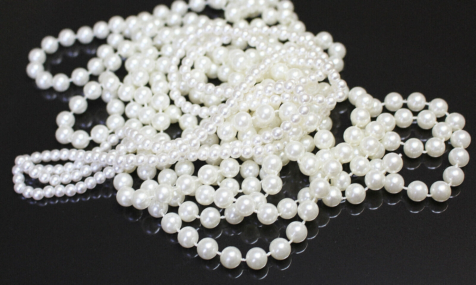 Bulk Lot 2 Faux Pearl Necklaces Craft Market Stall Dress Up Decorations VG 0321  Unbranded - фотография #7