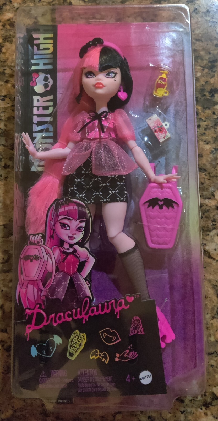 Mattel Monster High Draculaura Fashion Doll - HKY71 Mattel HKY71