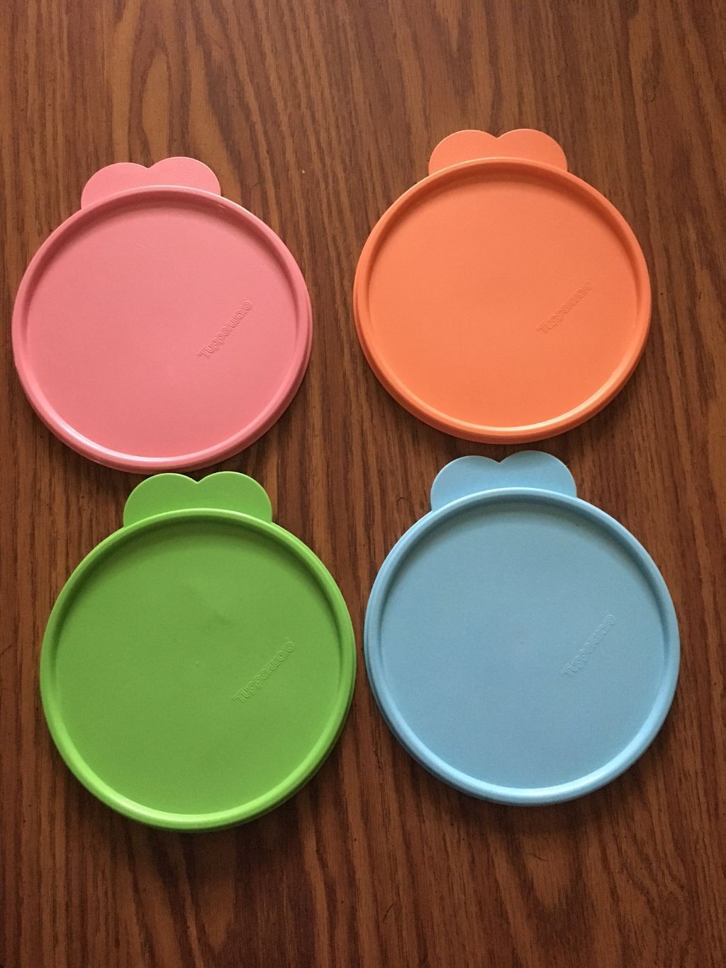 Tupperware lot of 4 - 2541D Replacement Lid Only variety colors Tupperware
