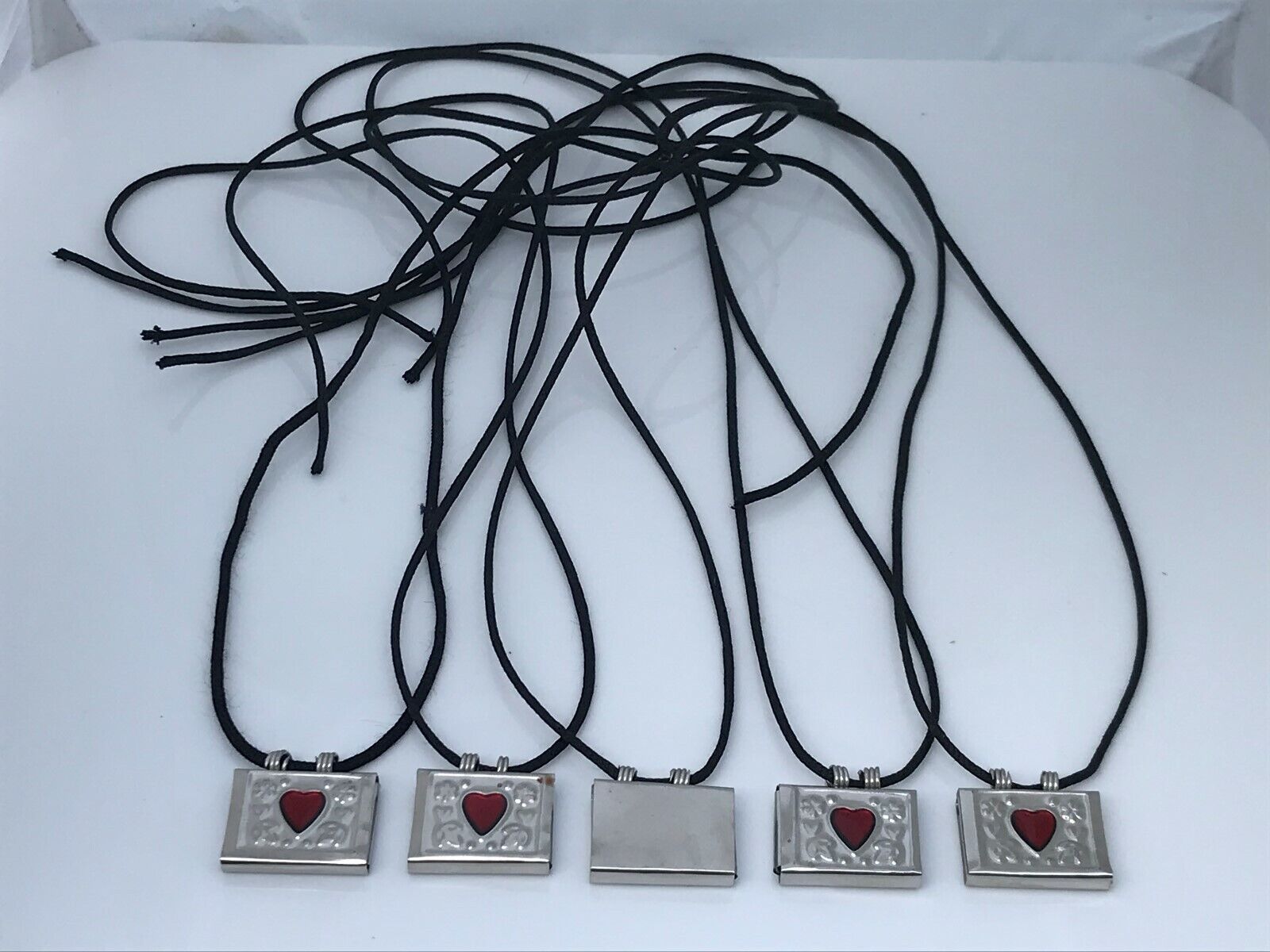 Taweez Pendant Silver Tone Red Heart Taweej Necklace Amulet Keeper Cord Lot of 5 Без бренда - фотография #9