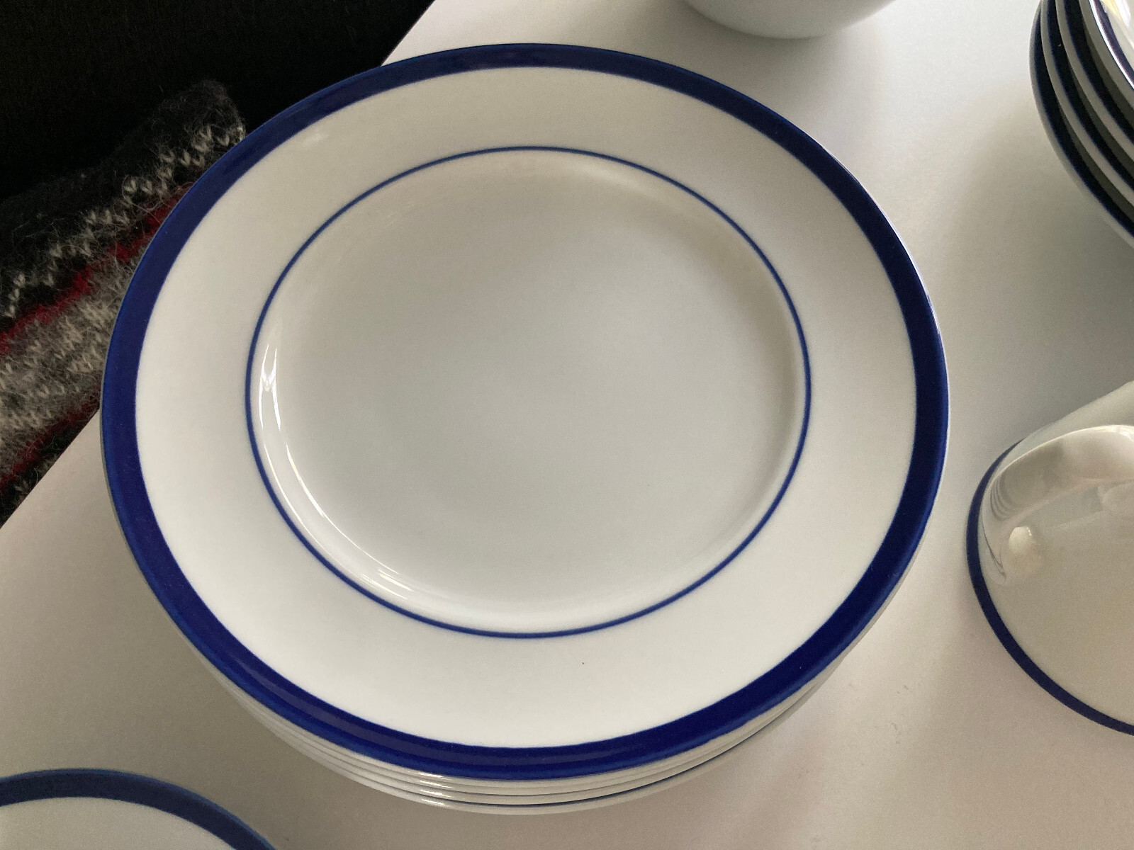 NEW 30pc SET! WILLIAMS SONOMA BRASSERIE BLUE & WHITE PORCELAIN DINNERWARE JAPAN Williams-Sonoma - фотография #12