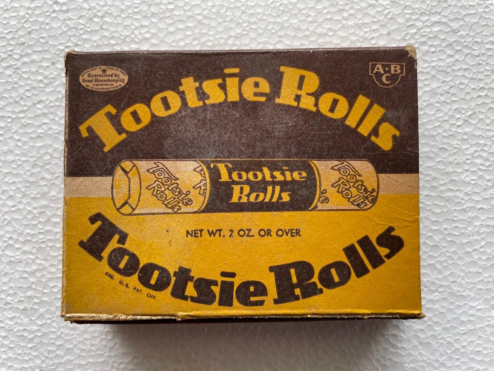 Two Late 1930’s Ultra Rare Movie Theater individual Tootsie Roll boxes TOOTSIE ROLLS - фотография #3