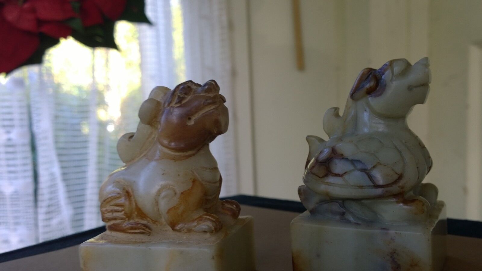 Group of Two Bixie Chop Seal Statues Carved of Hardstone Serpentine 488gr+399gr. Без бренда - фотография #9
