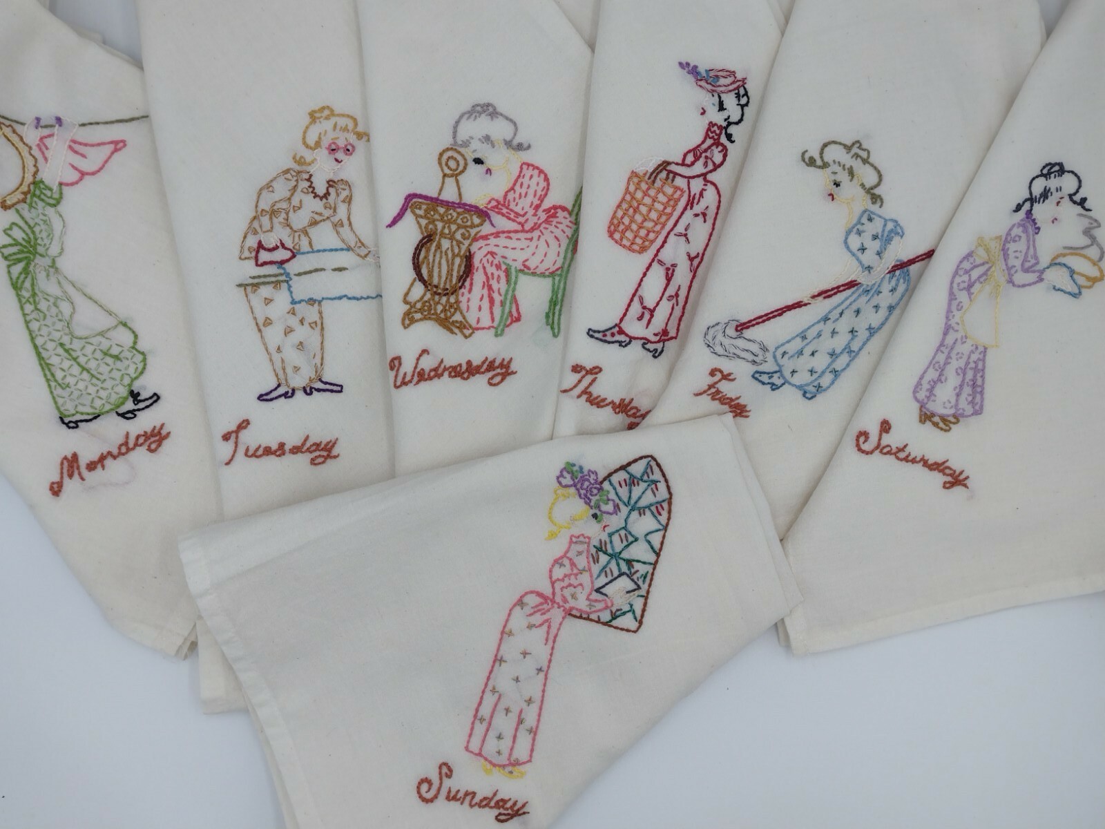 7 Vintage Embroidered Days Of The Week Dish Tea Towels Cloths Handmade