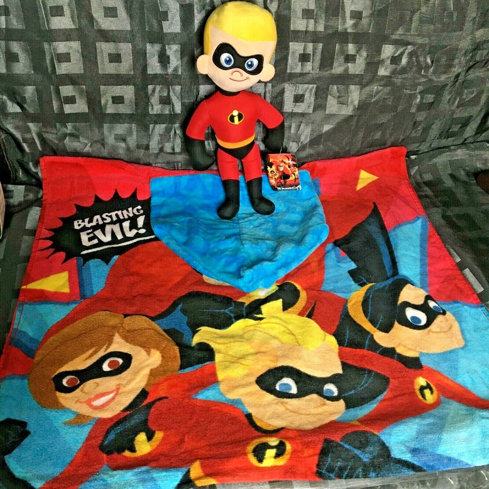 Disney Incredibles Double Sided Kids Hooded Poncho Cotton Beach Towel & Dash Toy Disney Does Not Apply