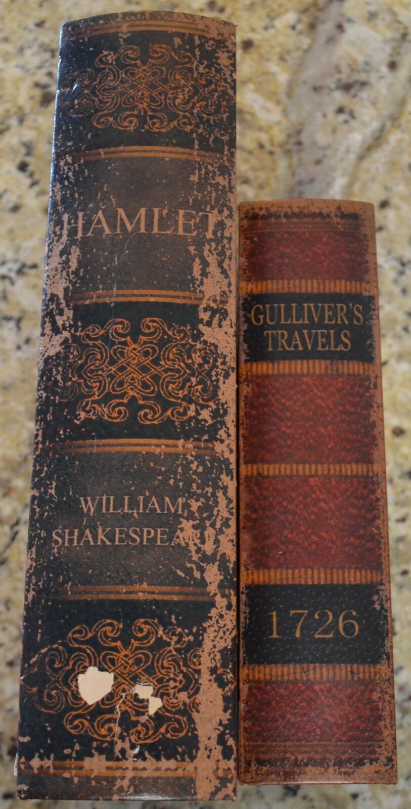 LOT 2 Decorative Hamlet Guilliver's Travels Hollow Faux Book Secret Storage Box Unbranded - фотография #4