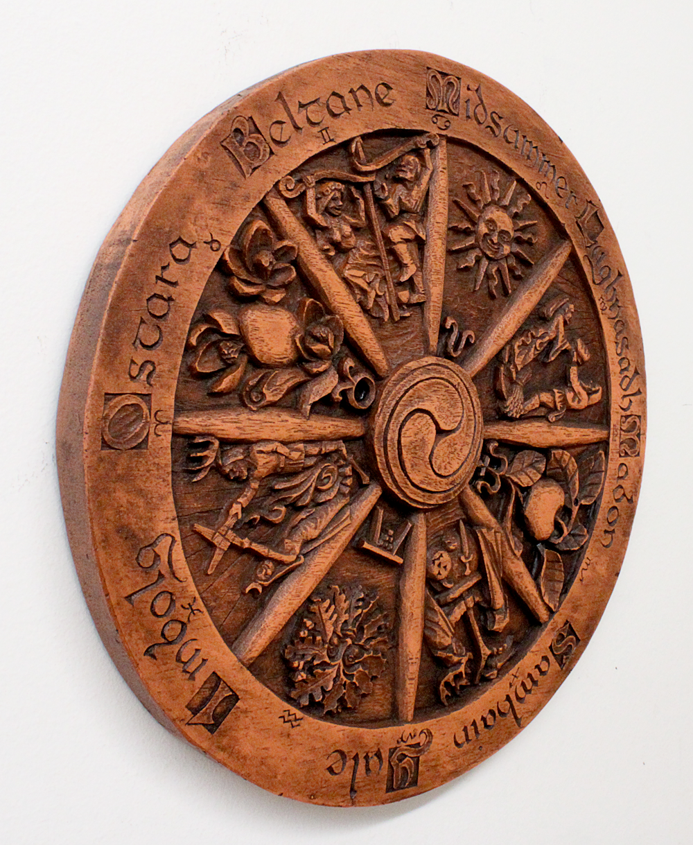 Large Wheel of the Year Plaque - Wood Finish - Wicca Pagan Sabbats Wall Decor Без бренда - фотография #4