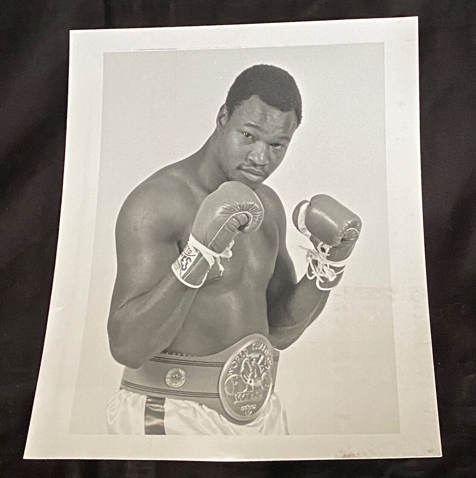 LARRY HOLMES 1982 TRAINING PHOTOS ( 8 x 10) pre WBC TITLE BOUT with GERRY COONEY Don King Productions - фотография #5