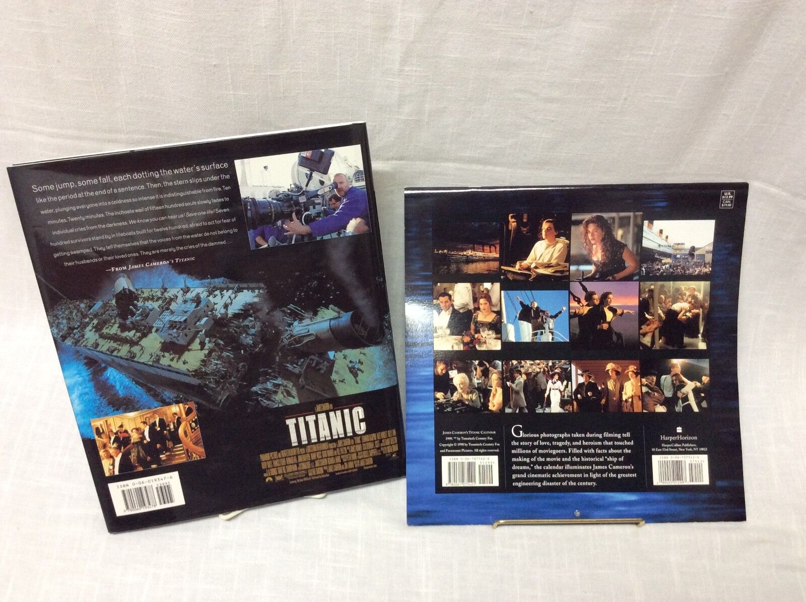 Titanic lot - a 1999 Calendar 5 posters (one is double sided) 2 books 1 leaflet Без бренда - фотография #4