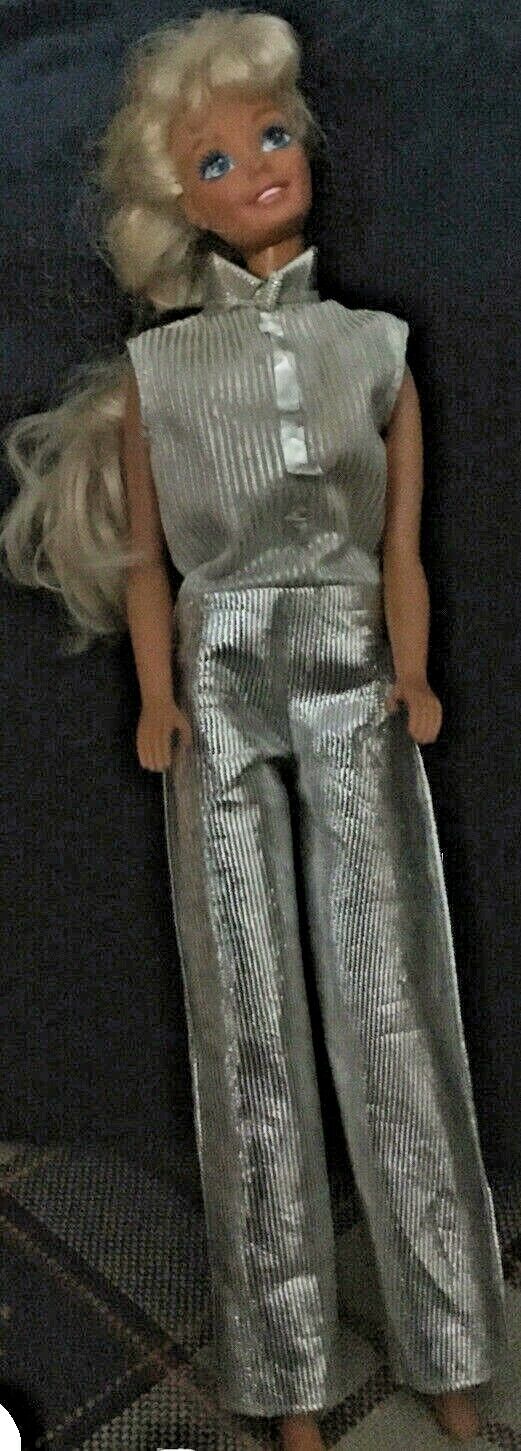 Vintage ( 2 ) 1966 Barbie's dressed  in Formal attire Mattel - фотография #2