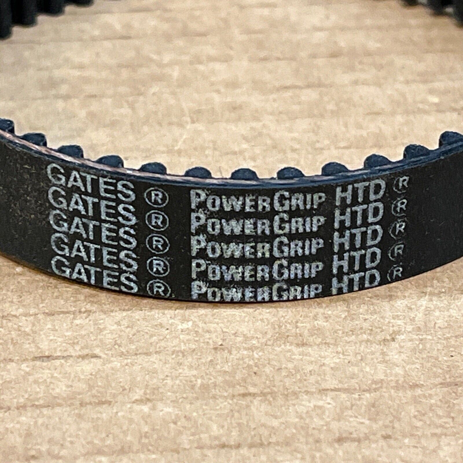 Gates Power Grip HTD 2555M15 / 255-5M-15 Drive Timing Belt GATES - фотография #3
