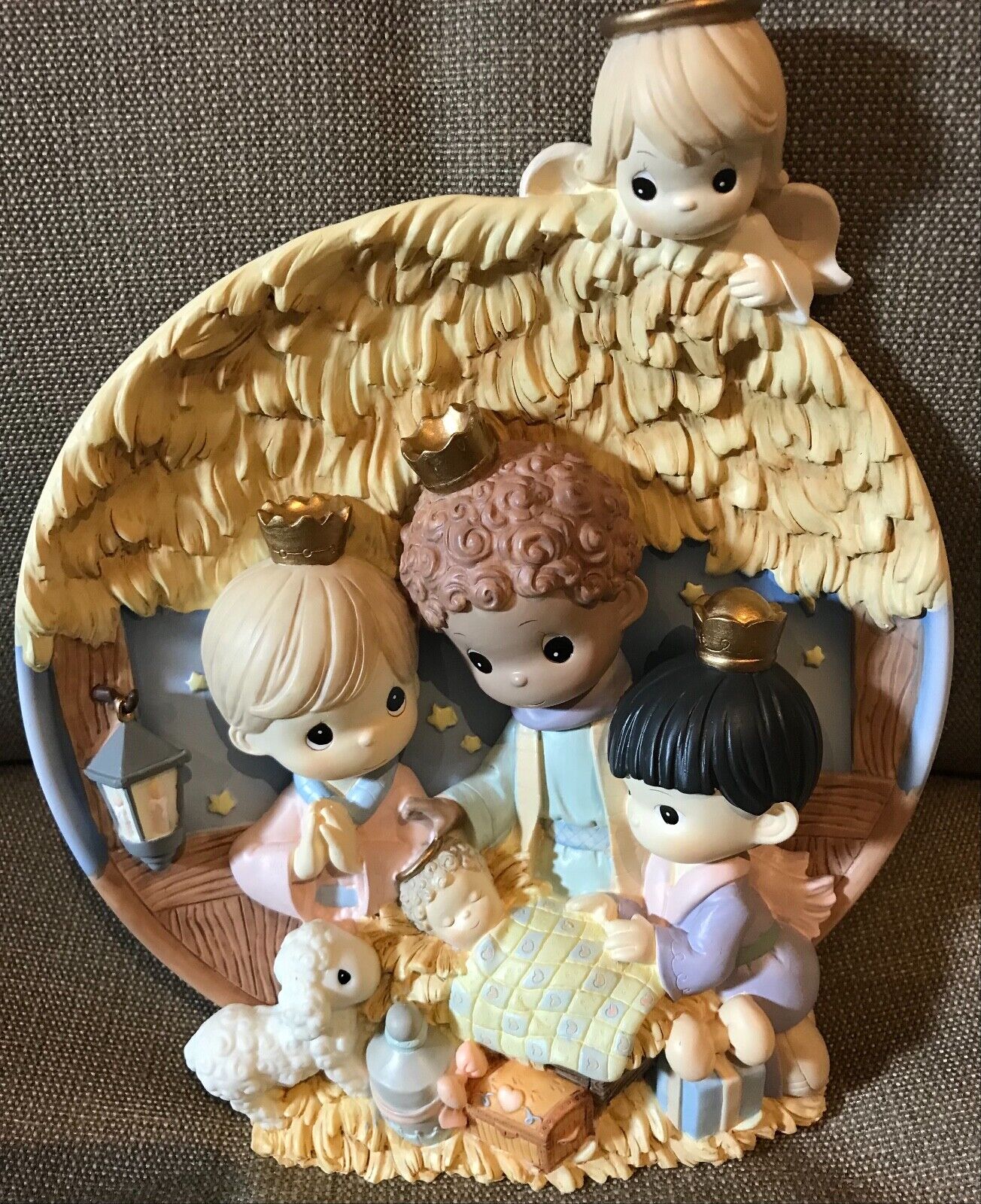 Precious Moments by Enesco Complete Set 6 Plates Heaven's Gift of Love Series  Enesco Heaven 's Gift of Love Series - фотография #3