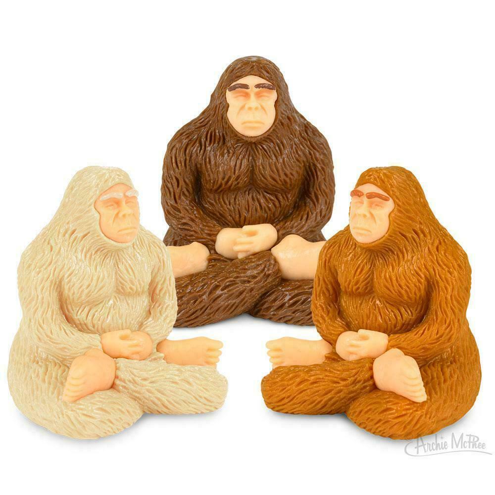 Council of 3 Bigfoots Small Resin Bigfoot Cryptid Sculptures BRAND NEW! Accoutrements