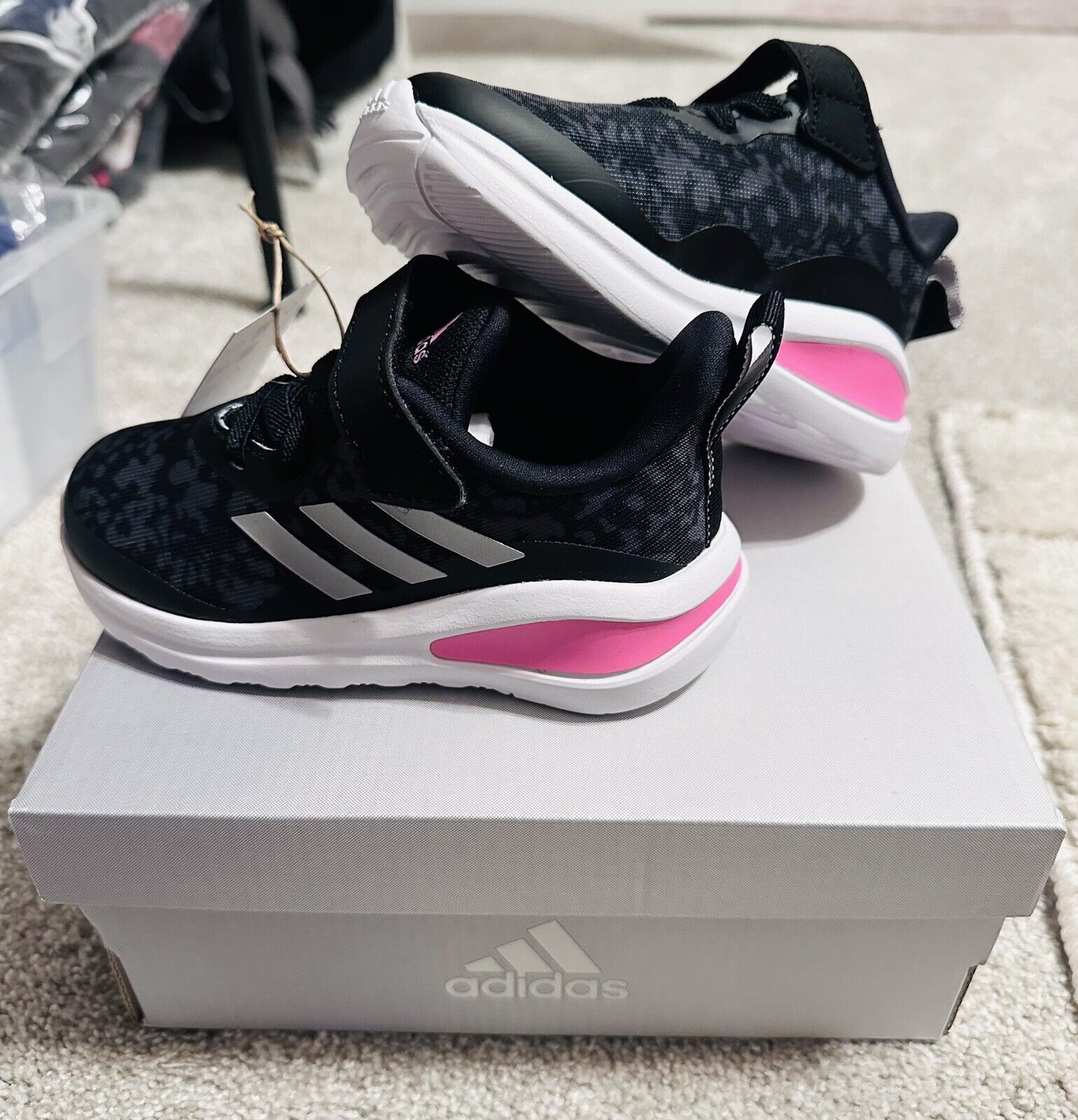 Adidas Fortarun Kids HR0222 Black Pink White US 7K Adidas adidas FortaRun