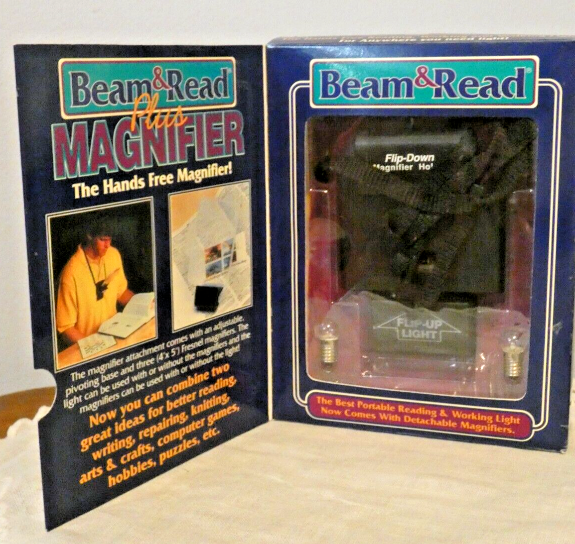 NIB BEAM & READ  MAGNIFIER Portable Reading w/Light 2x 4x 6x Xtra Light Bulbs Unbranded BNR-103M - фотография #3