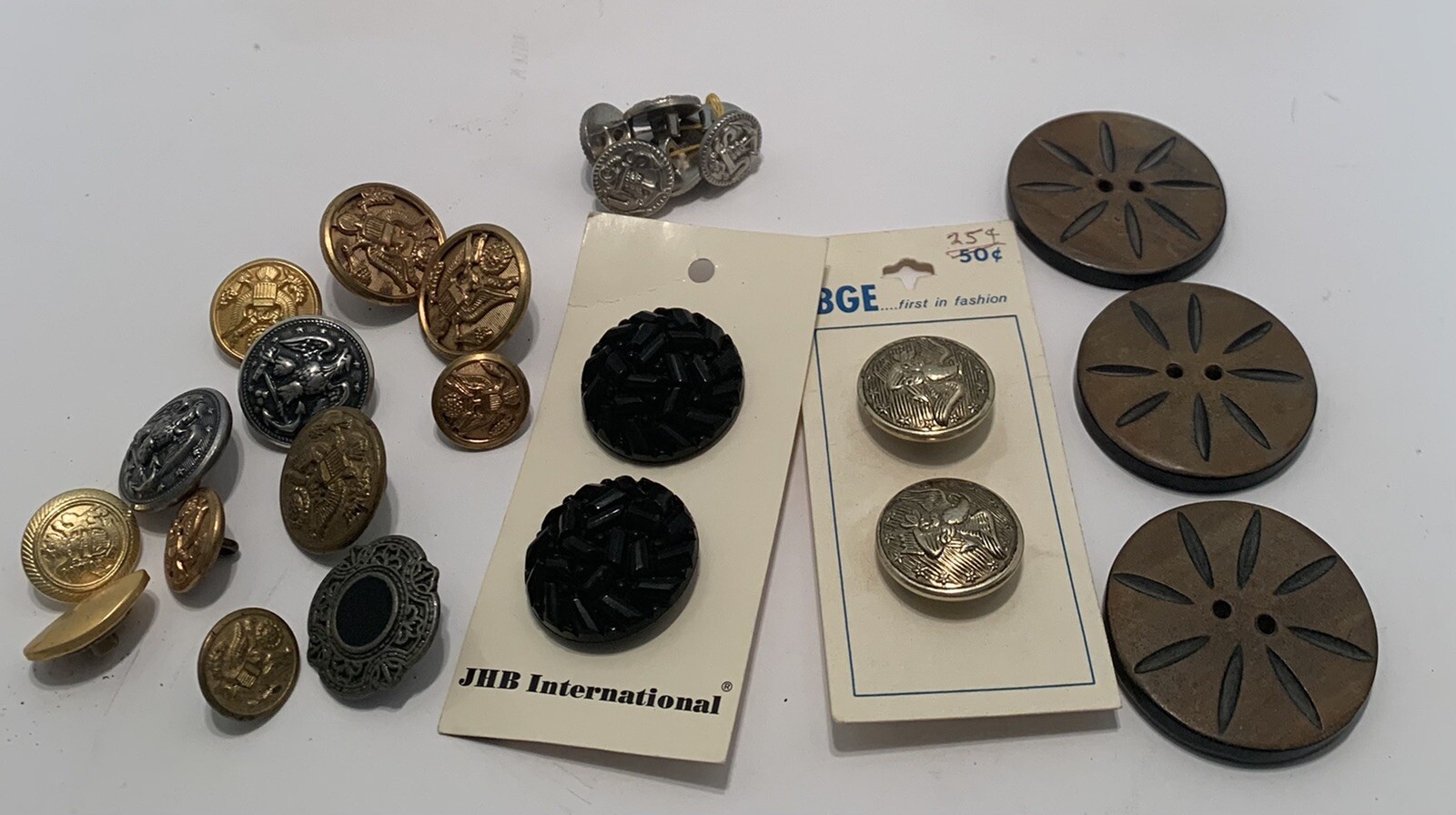 Lot 26 BUTTONS - Military (some Fine Quality), JHB made Italy, 3 Big 1 5/8", BGE Без бренда