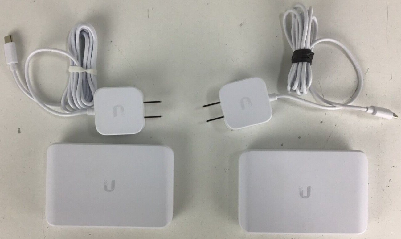 UBIQUITI USW-FLEX-Mini 1x NEW, 1x NEW OPEN BOX, 2x USED with power adapters Ubiquiti Networks USW-FLEX-Mini - фотография #2