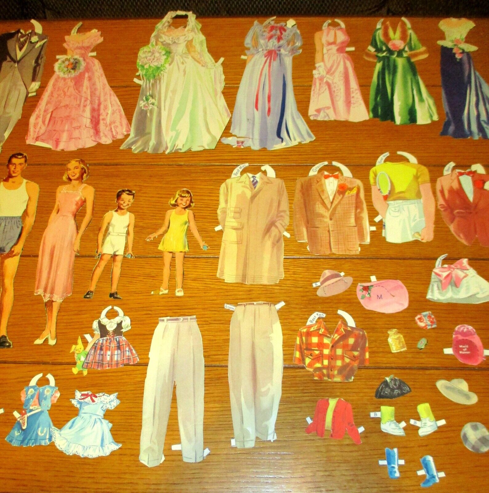 Vintage Paper Wedding Doll and Outfit Lot (30) W/6 Dolls & 24 Outfits   #20 Unbranded - фотография #8