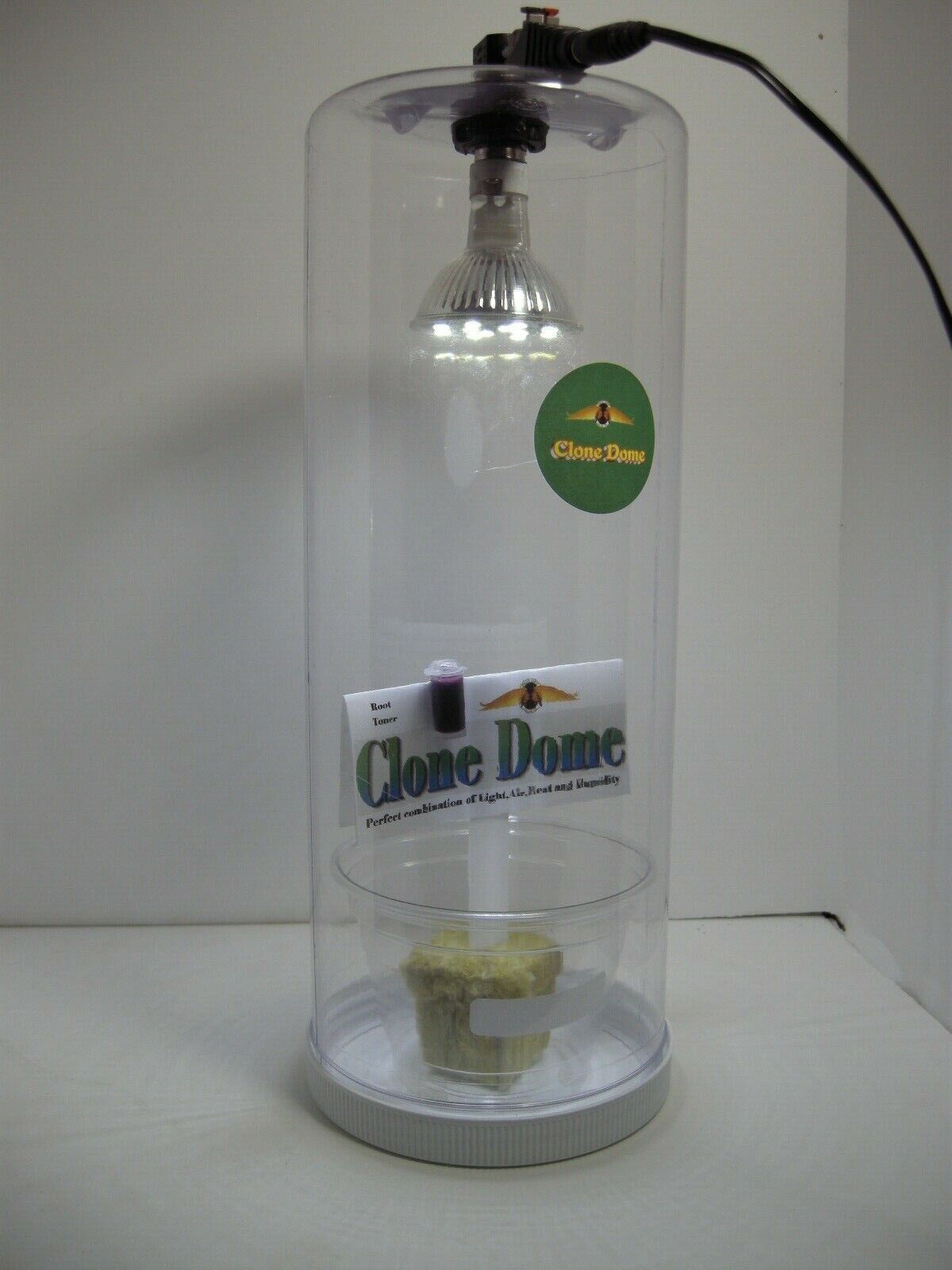 "CLONE DOME" For Cloning Pot Plants,Perfect Light,Heat,Air,Moisture,Led Light Unbranded