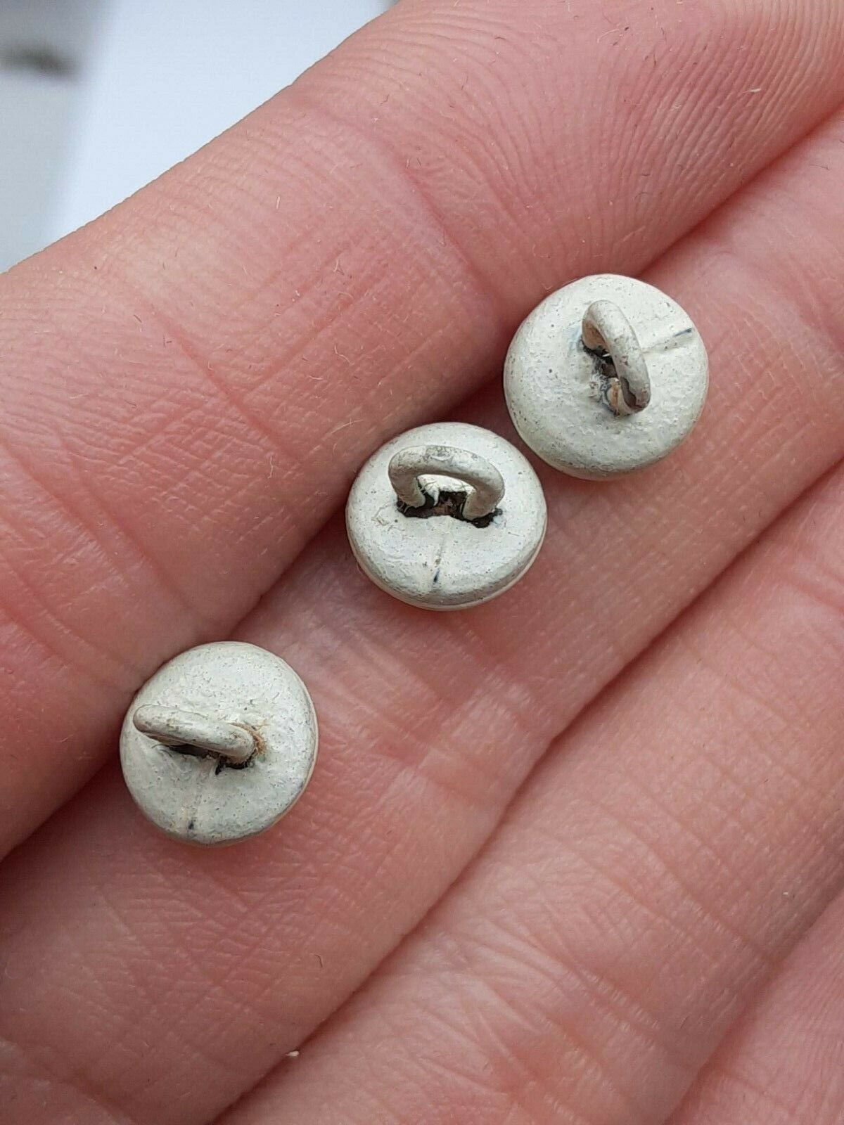 Lot of 100 ivory victorian tiny shoe buttons Без бренда - фотография #5