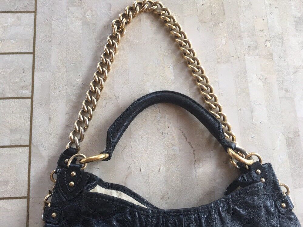 MARC JACOBS BLK LEATHER QUILTED STAM HOBO BAG WITH Y/G FINISH SHOULDER CHAIN Marc Jacobs MARC JACOBS - фотография #4