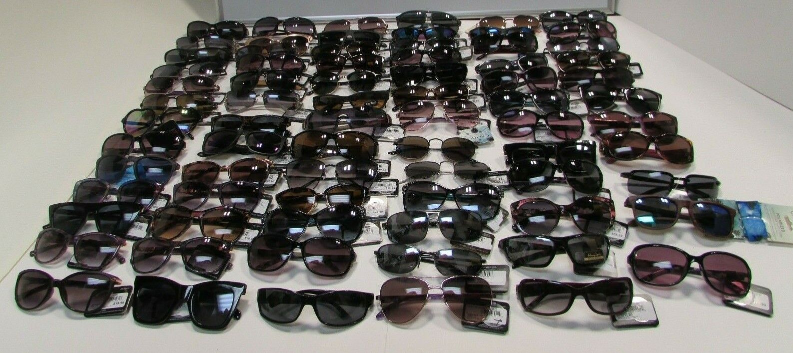 Wholesale Lot of 75 Foster Grant FGX  Assorted Sunglasses Men Women Mix Assorted - фотография #2