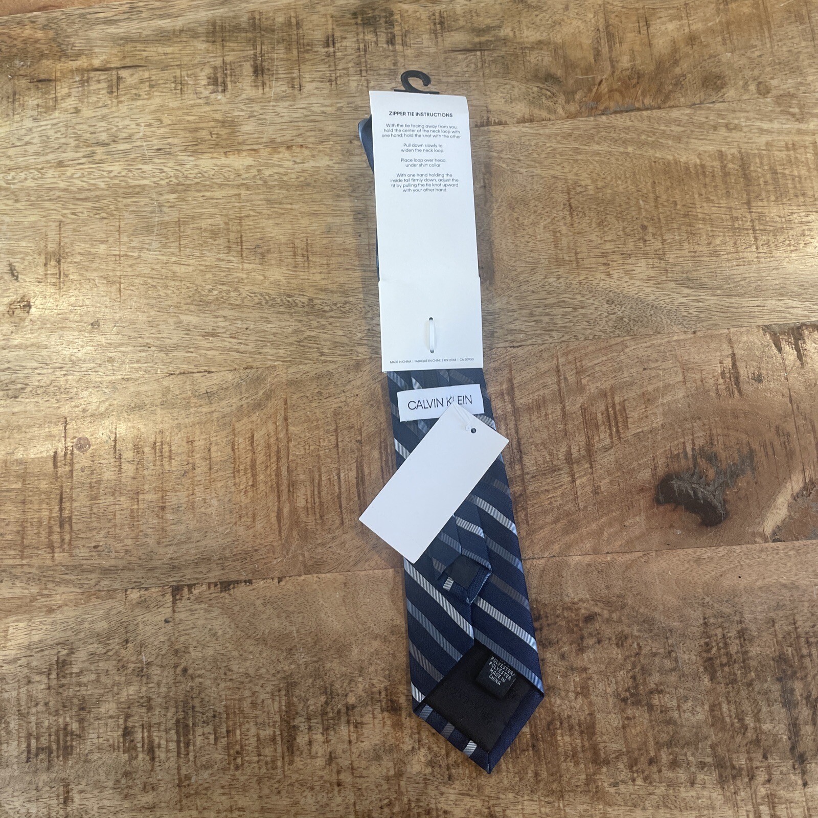 Calvin Klein  Zipper Tie Boys Adjustable Zip Necktie Navy Blue Striped Youth NWT Calvin Klein - фотография #4
