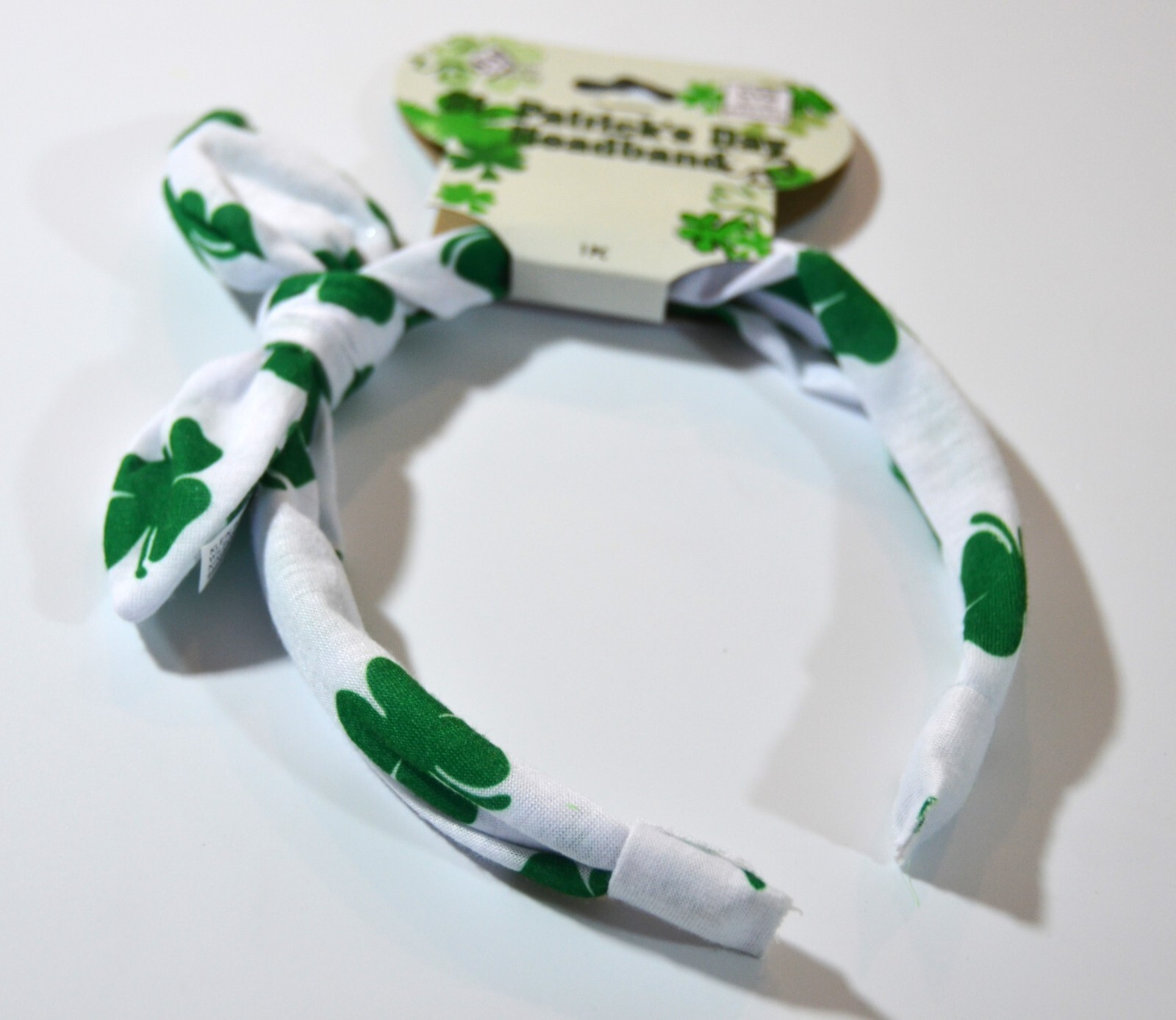 11 Piece St Patricks Day Party Pack Headbands Boa And Shamrock Necklaces Small Seasons, Spritz - фотография #2