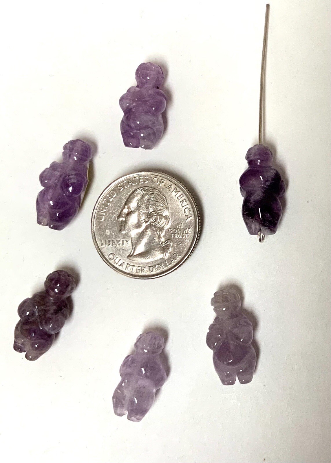 Hand Carved Goddess Of Willendorf  Amethyst beads (You are buying TWO beads) Unbranded - фотография #2