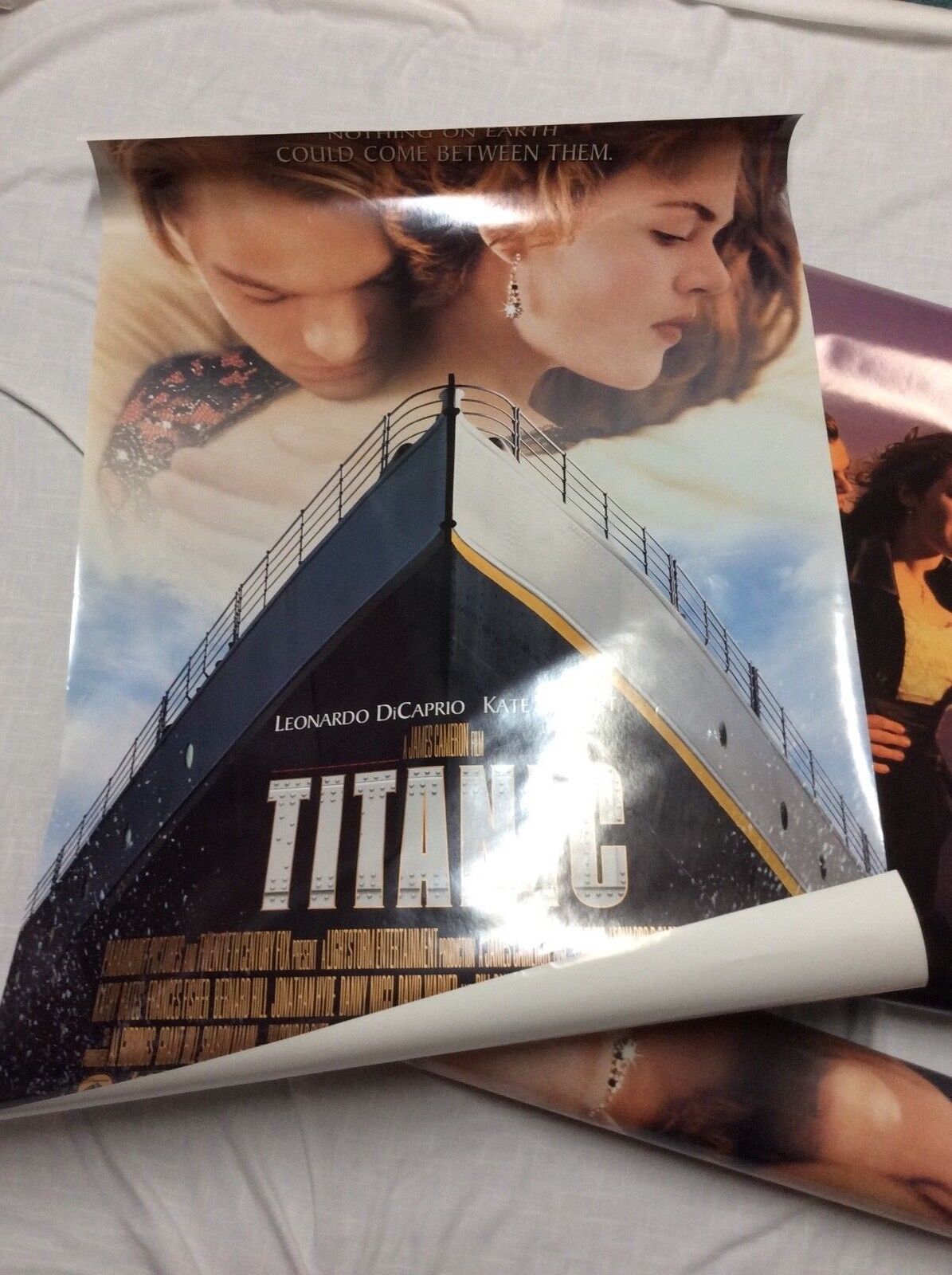 Titanic lot - a 1999 Calendar 5 posters (one is double sided) 2 books 1 leaflet Без бренда - фотография #10