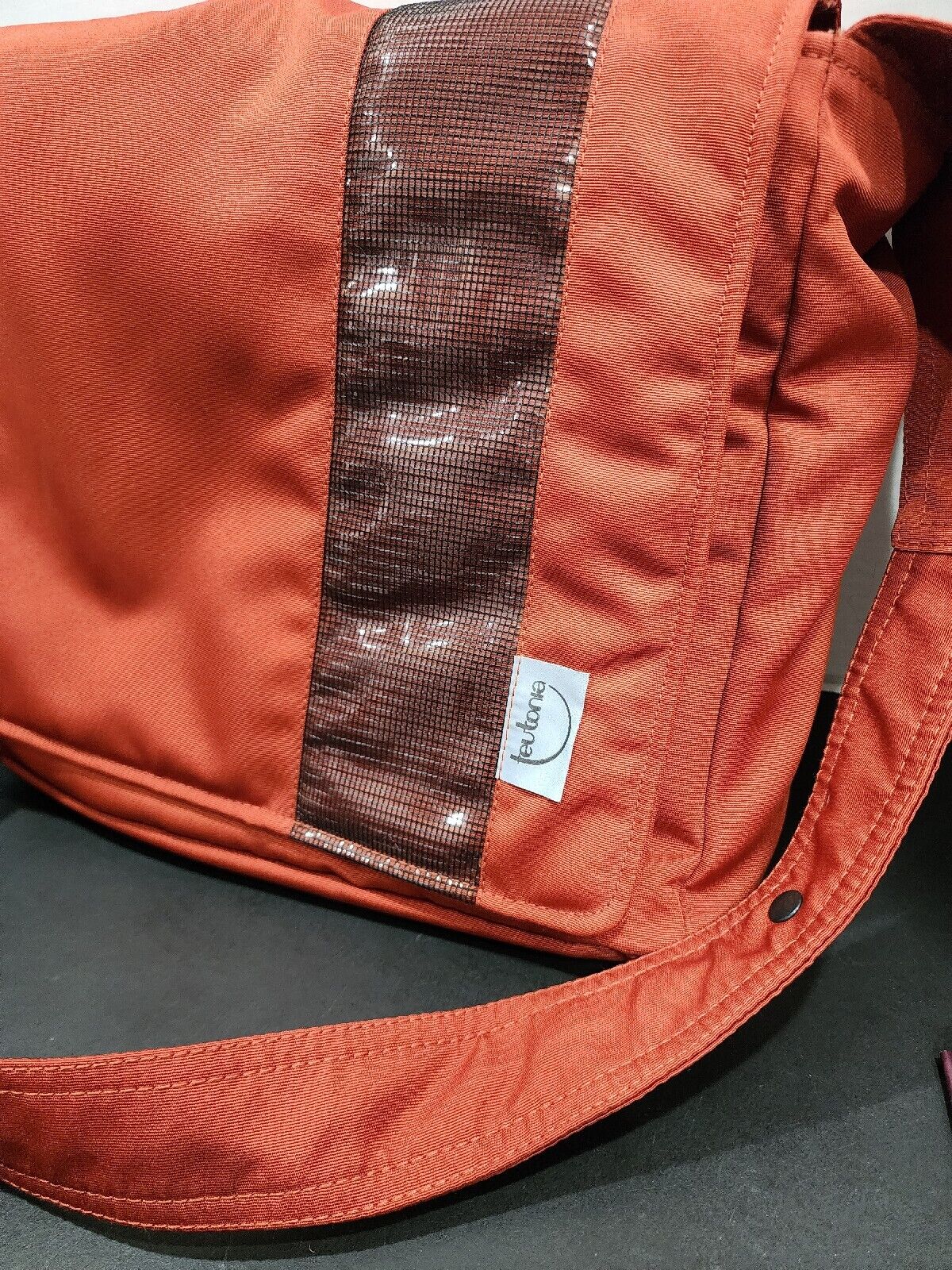 Teutonia Burnt Orange Diaper Bag Changer Bag New Insulator teutonia