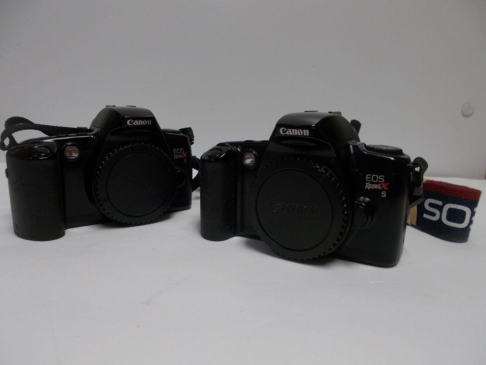 2 CANON EOS Rebel X 35mm Cameras with very nice case cameras not tested Canon Does Not Apply - фотография #2