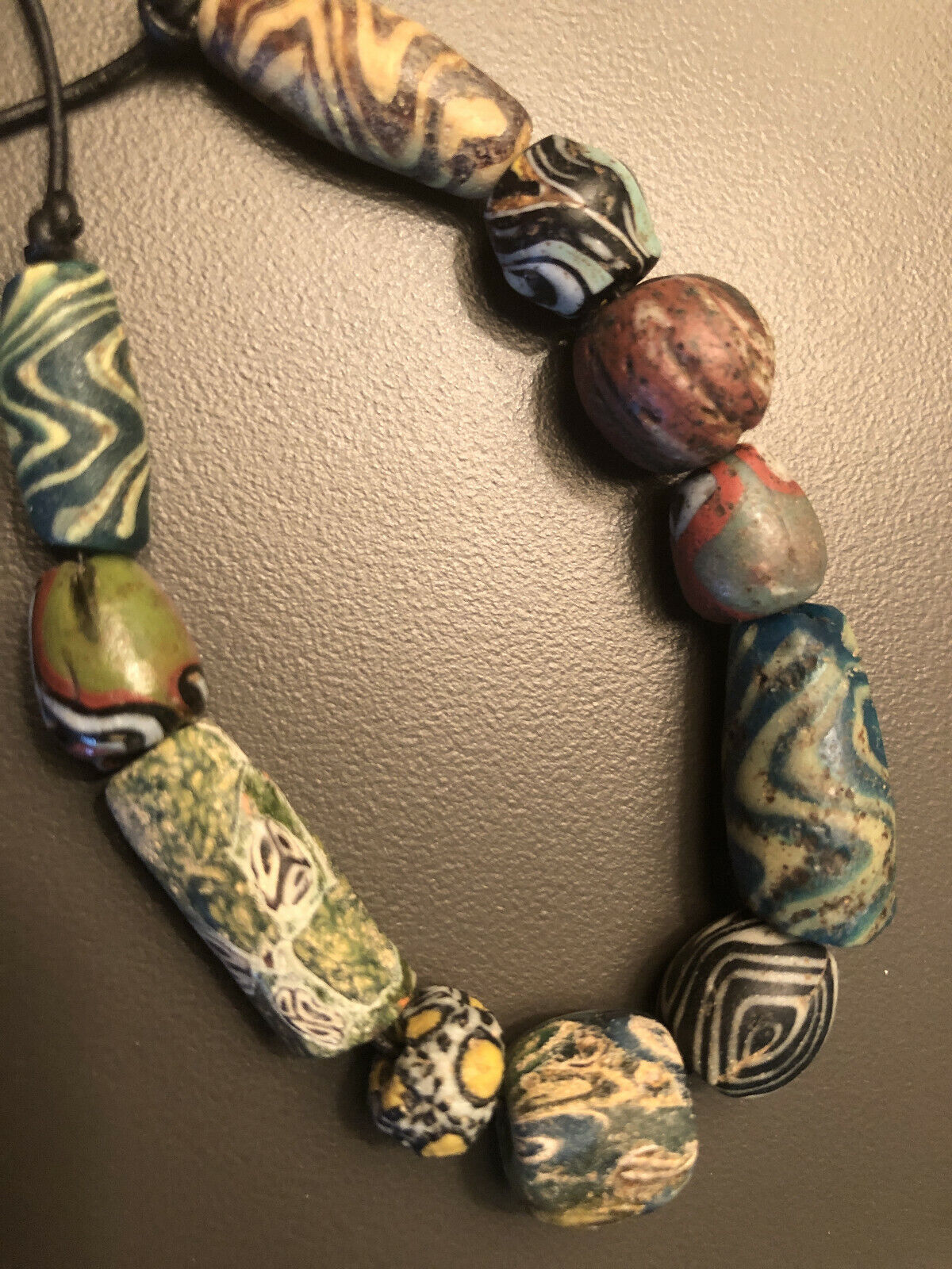 Ancient Islamic Glass Bead Group of 11 Medium Beads Без бренда - фотография #5