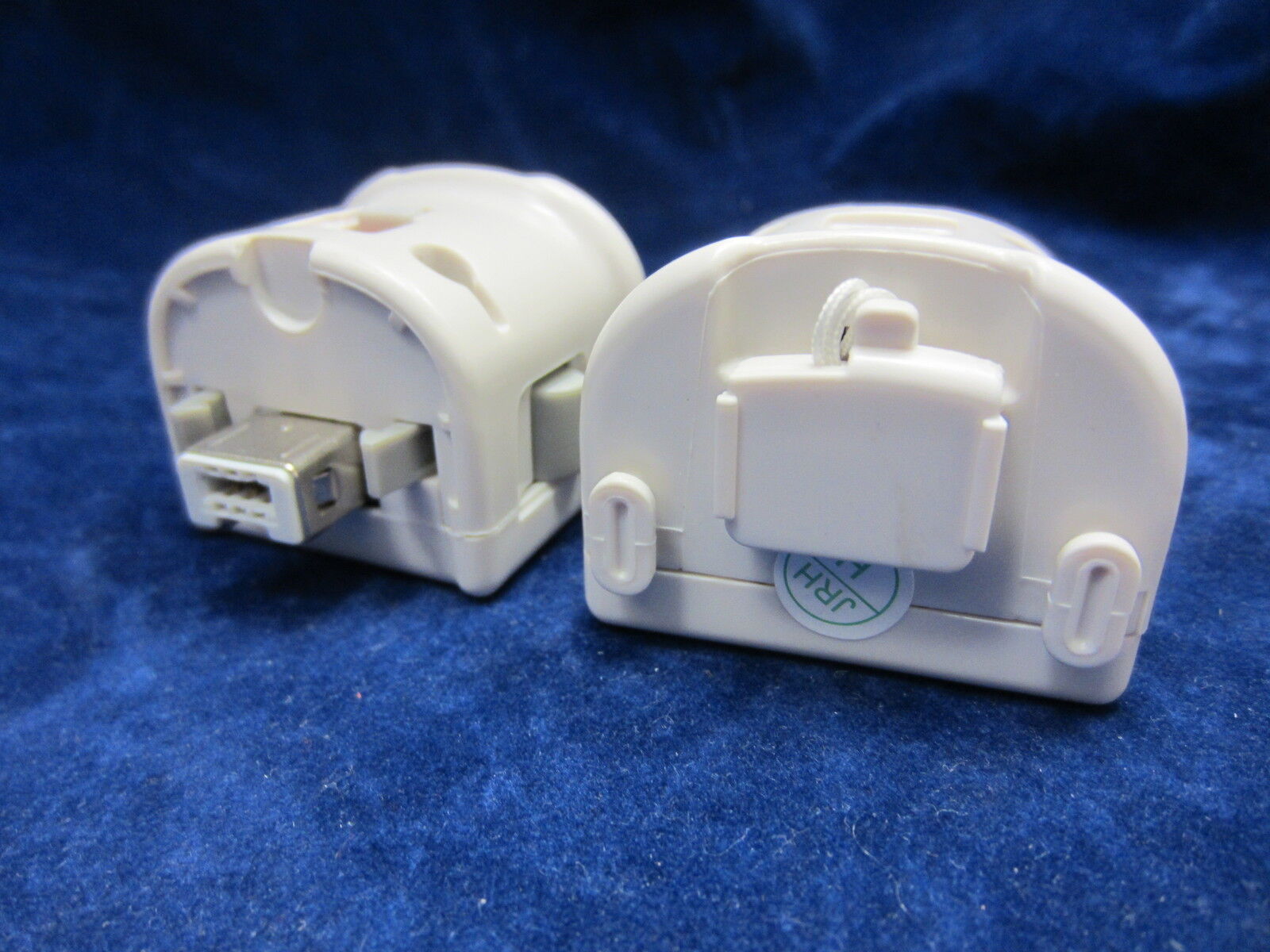 2 x Old Skool Motion Plus Sensor Adapters for Nintendo Wii / WiiU - White OldSkool OS-0665