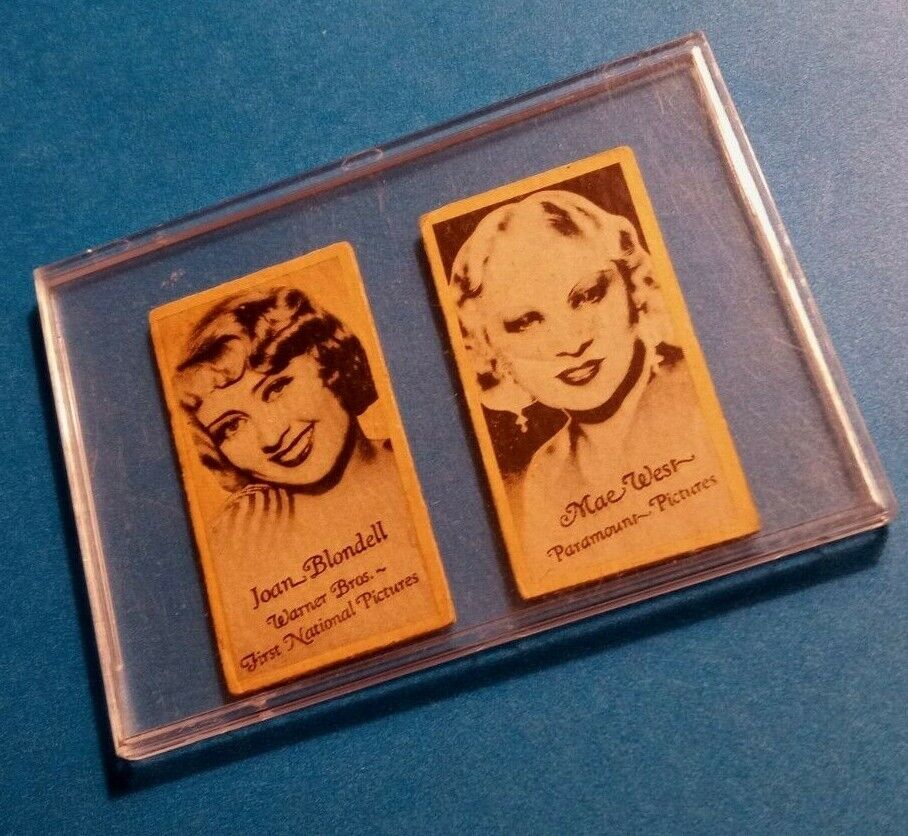 *Joan Blondell & Mae West* Warner Bros Paramount J.J. Newberry Co. 1940s 2 cards Без бренда