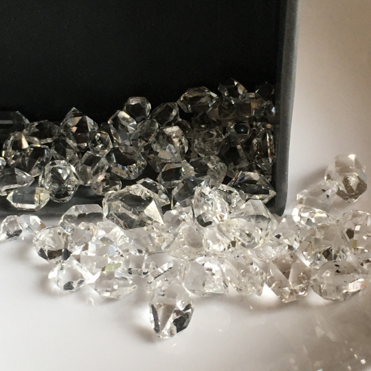 24 pcs Herkimer diamond crystals , 5 to 7 mm Без бренда - фотография #3