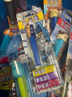 Huge lot of Vintage Pez Dispensers 80-100 Pieces Sealed Pez - фотография #10