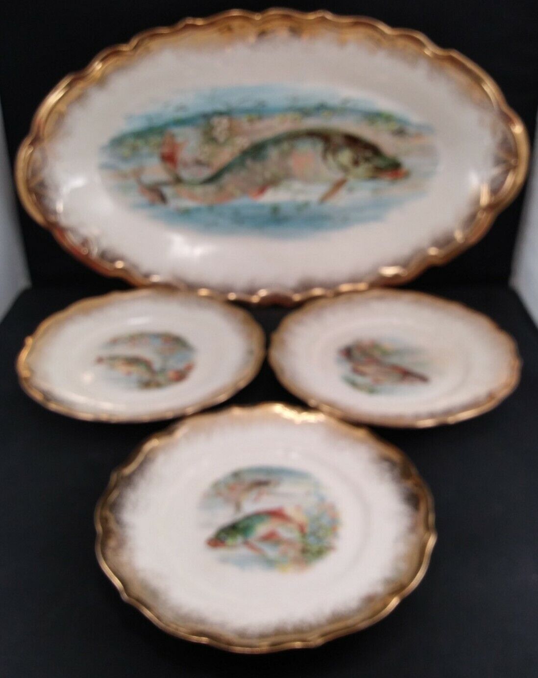 Antique Huntington Fish-Themed 18" Platter + Set Of Three 8" Plates c1890-1907 Huntington NA